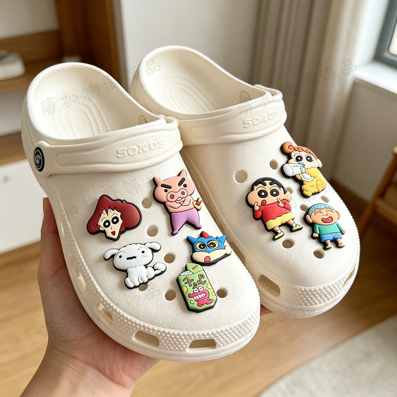 Aksesoris sepatu Crayon Shin-c - Supply Florist ulasan dan harga
